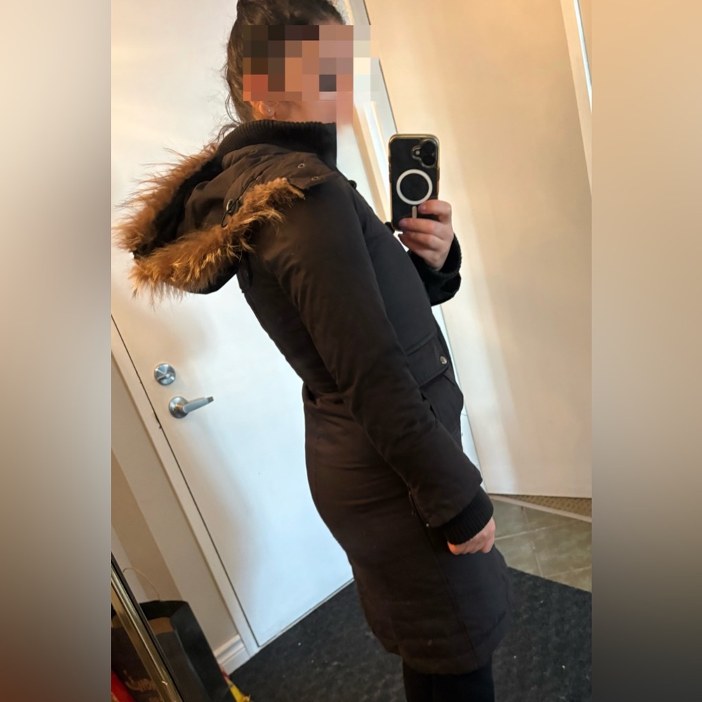 Soia & Kyo Women's Black Hooded Coat - Picture 4 of 10